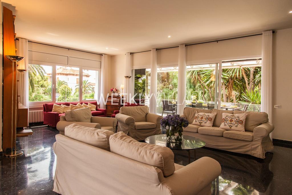 Villa Sitges Tupinetti Beach At 1 Min Walk Amaizing Garden And View Center Sitges 5 Minutes Walk Exteriér fotografie