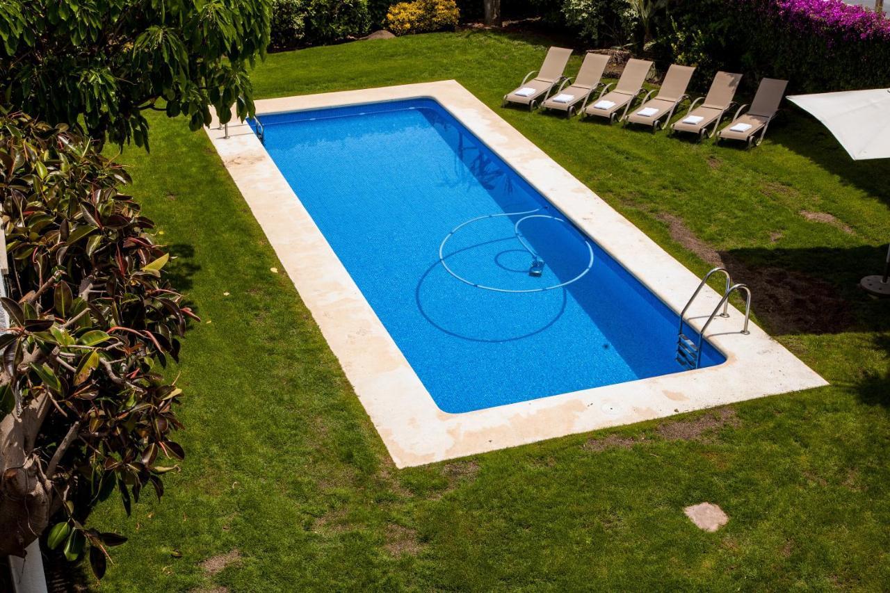 Villa Sitges Tupinetti Beach At 1 Min Walk Amaizing Garden And View Center Sitges 5 Minutes Walk Exteriér fotografie
